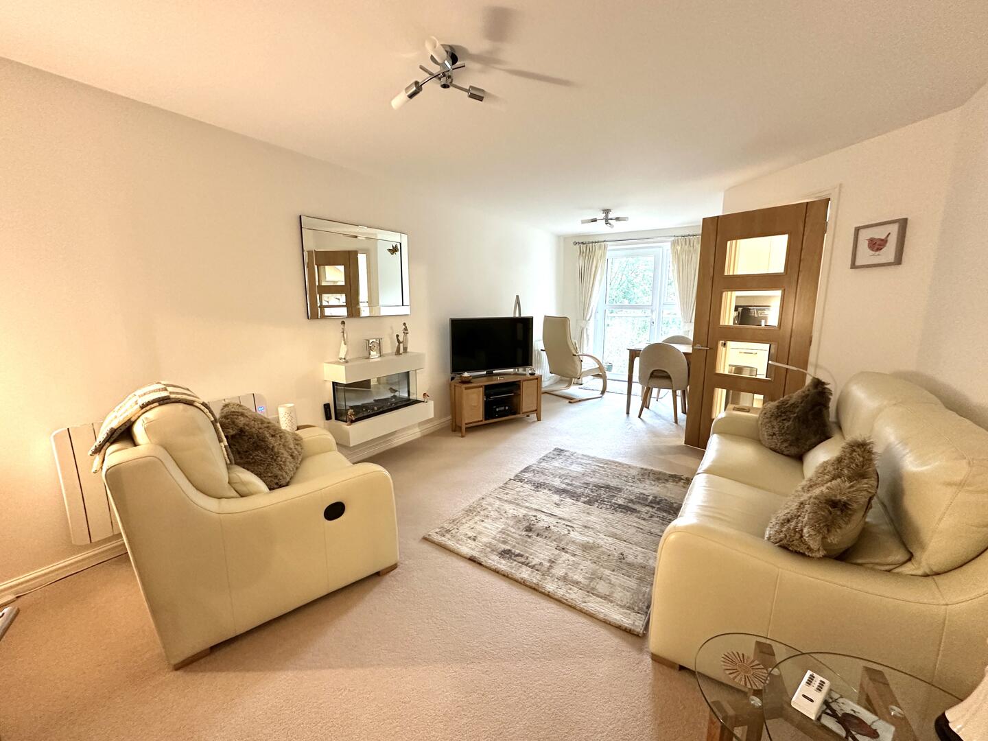 1 bed property in Tregolls Road, Truro